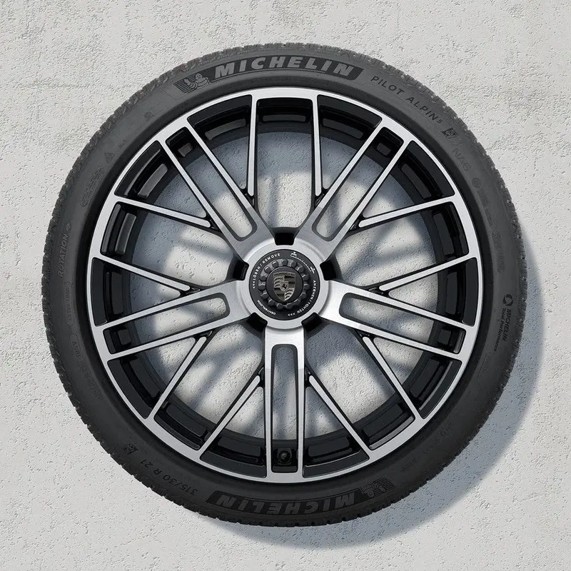 20/21-Inch "911 Turbo S" Winter Set - For 911 (992.2) Turbo S - Black / Silver 1