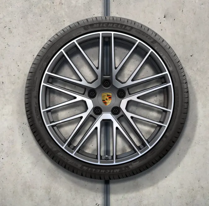 20/21-Inch "Turbo" Winter Set - For 911 (992) Turbo With 5-Lug Wheels 1
