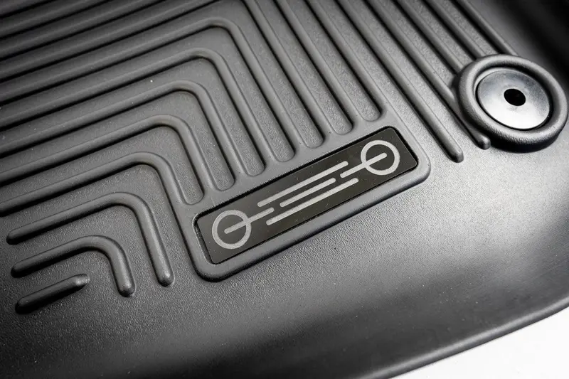 6Th Gen Grille Husky Floor Mat Logo (Etched Acrylic) - 2021+ Bronco 1