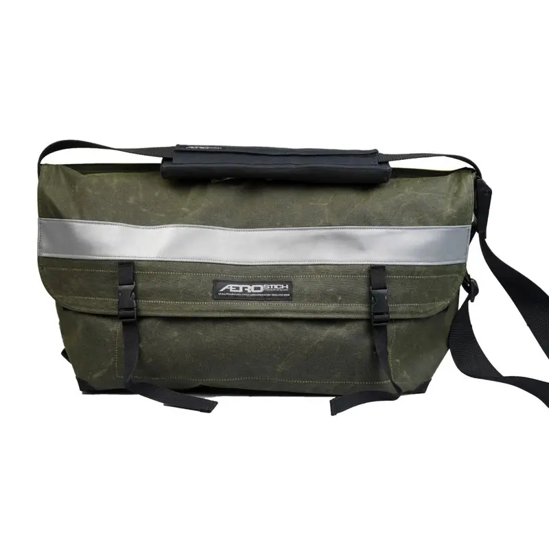 Aerostich Waxed Cotton Courier Bag 3