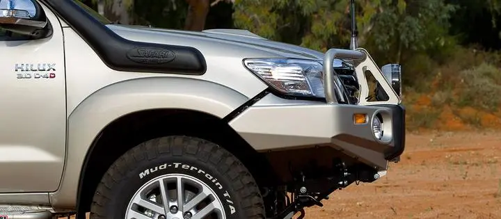 Arb Deluxe Bullbar Toyota Hilux 09/2011 To 06/2015 2