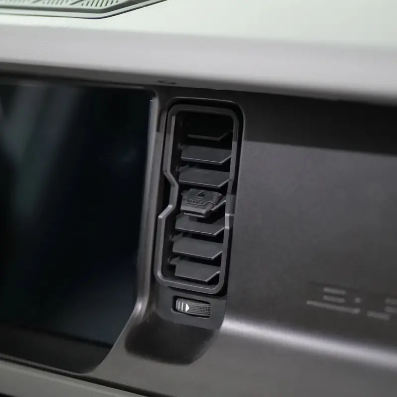 Black Oem Style Vent Clip/Tab Replacement Kit (Premium) - 2021+ Bronco 2