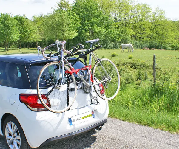 Buzzrack Beetle 3 Bike Trunk Rack 2