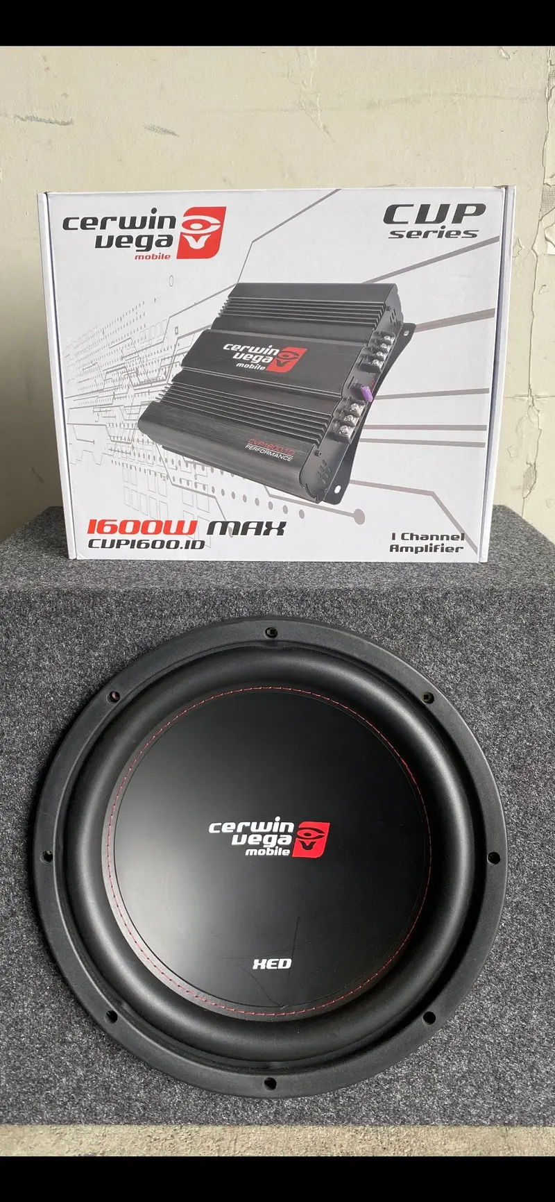 Combo-Cerwin Vega  12" 1000W Sub + 1600 Watt Amp + Box 1