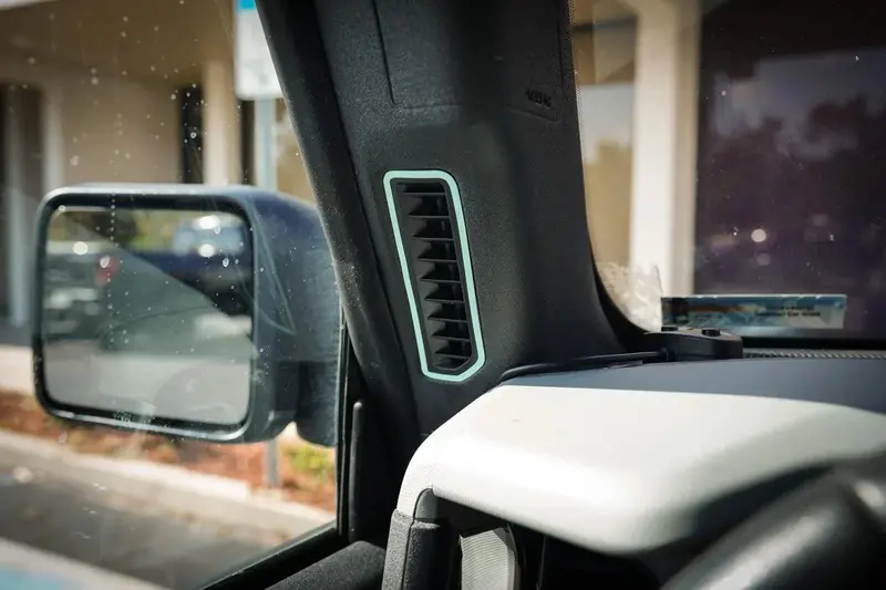 Defroster Vent Outline (Printed Series Vinyl) - 2021+ Bronco 4