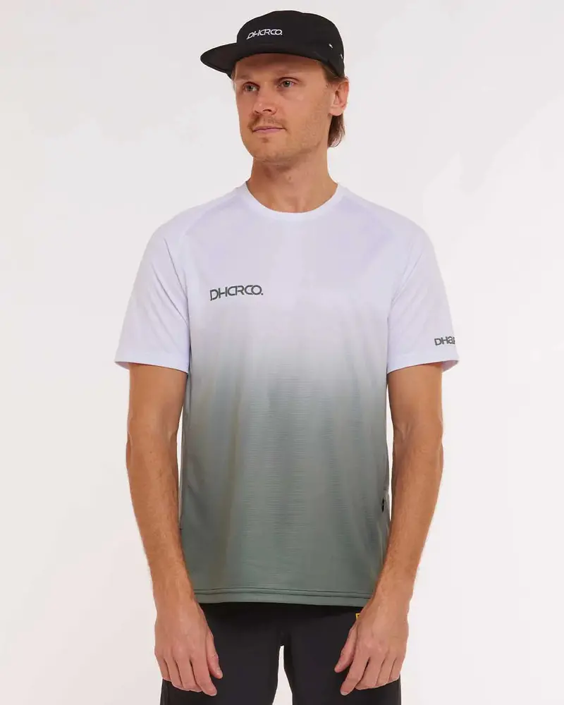 Dharco 2024 Men’s Lightweight Cycling Jersey – Short Sleeve