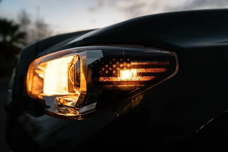 Distressed American Flag Front Sidemarker Overlays - 2016-2023 Tacoma Halogen 1