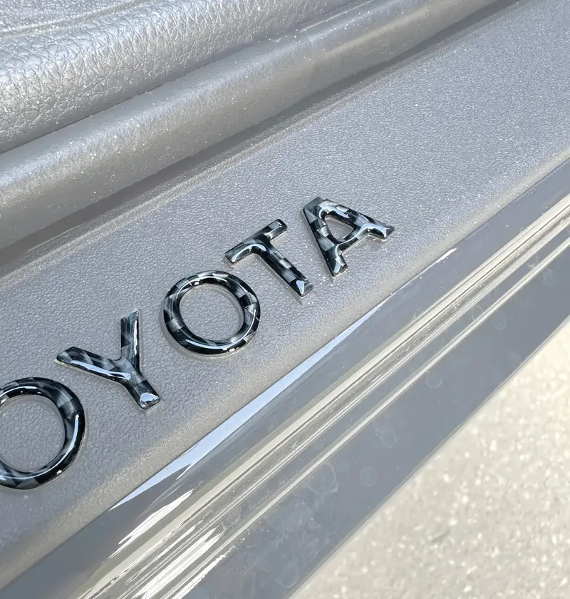 Domed Door Sill Letter Overlays - 2025+ 4Runner 1