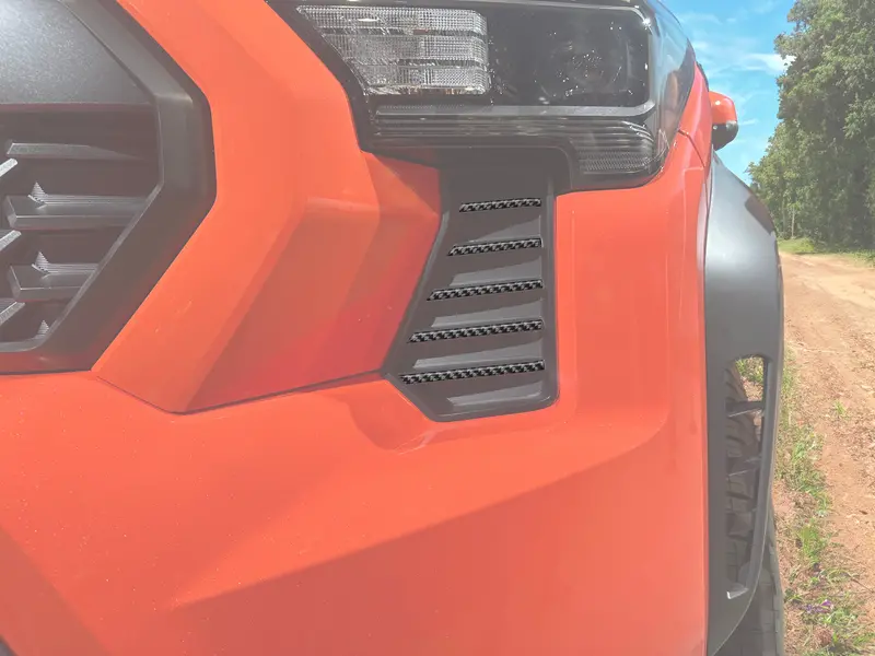 Domed Grille Side Line Accent Trim - 2024+ Tacoma 1