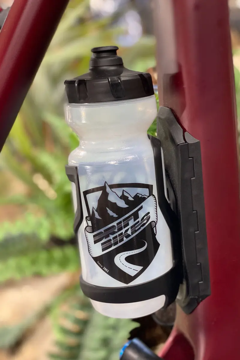 Drift Bikes Heritage Water Bottle 22Oz (650Ml) - Clear/Black 1