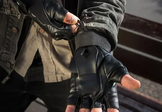 Ennui Urban Glove 1