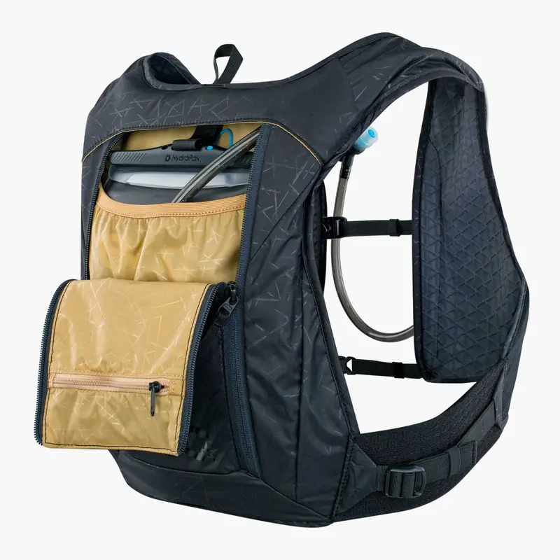 Evoc Hydro Pro 3 + 1.5L Hydro Bladder, Black 2