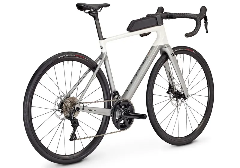 Focus Paralane 8.7 Unisex Endurance Road Bike, Battery White/Silver 2