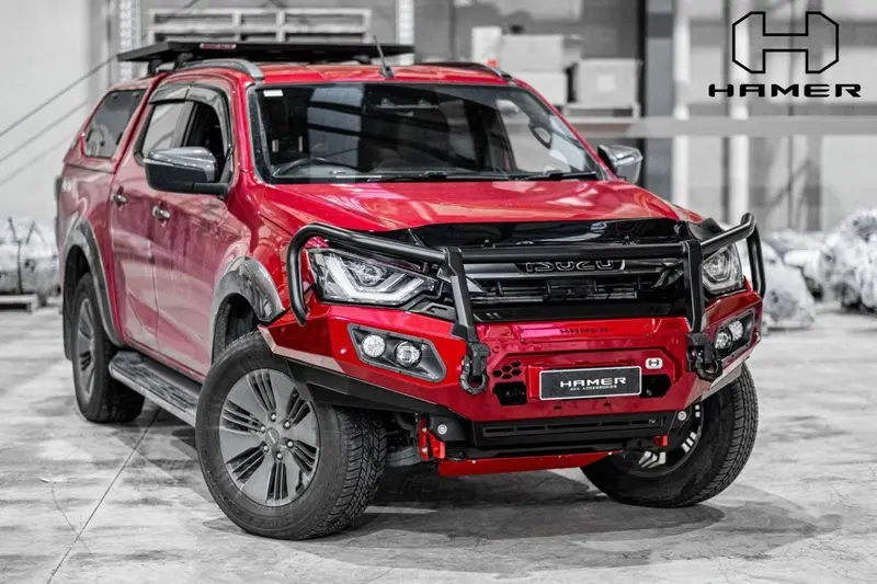 Hamer Isuzu D-Max 2021-Present Bull Bar King Series Plus (Incl. Rated Recovery Points) 1