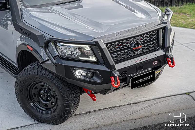 Hamer Nissan Navara 2021-Present Bull Bar King Series Plus (Incl. Rated Recovery Points) 1