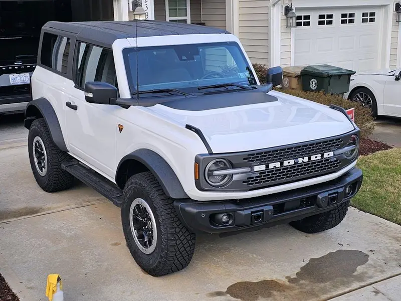 Hood Overlay - 2021+ Bronco 2