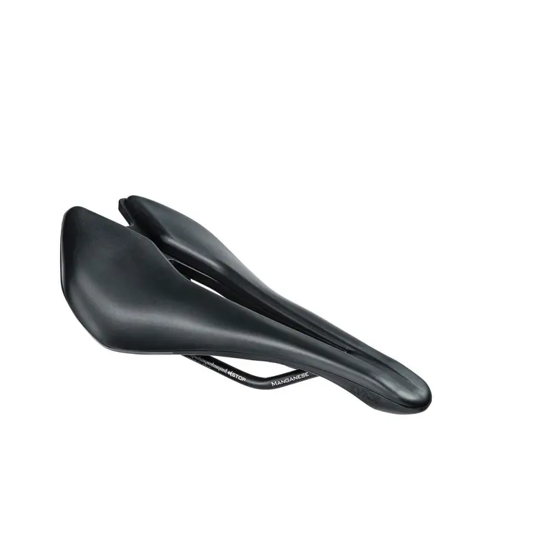 Lynx Aircross Saddle 1