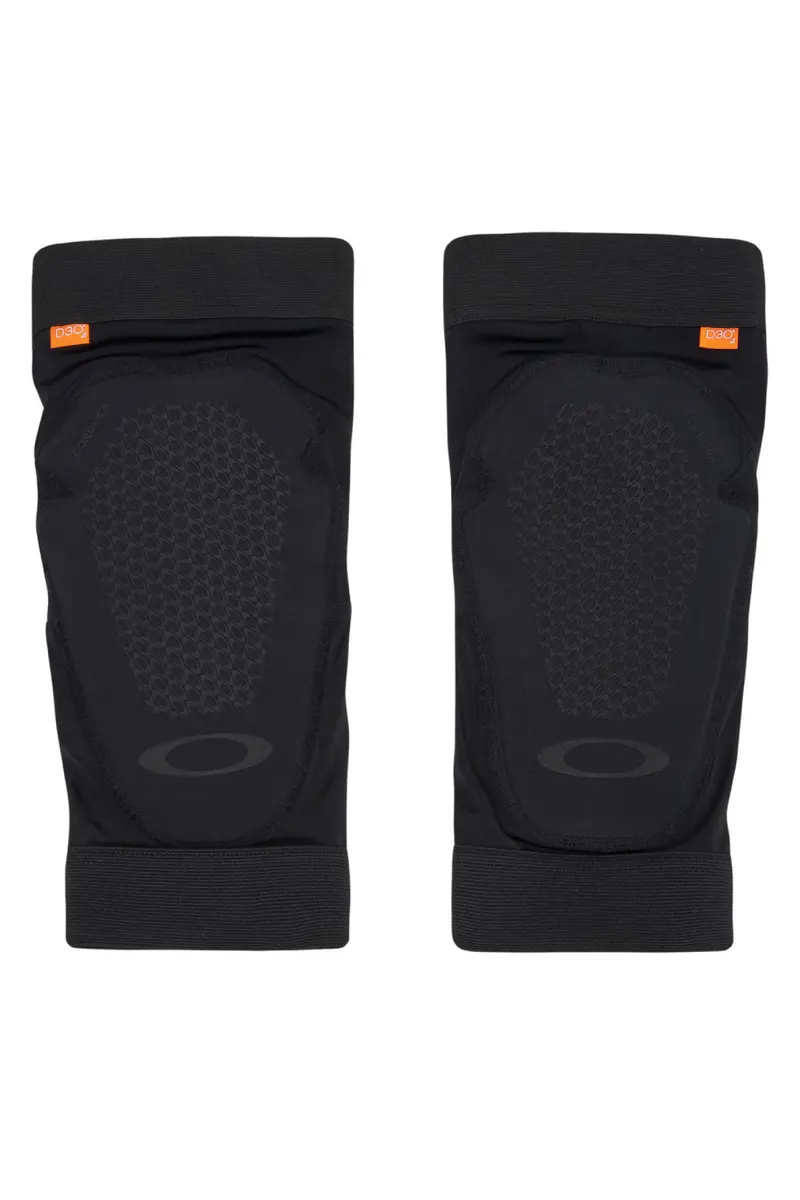 Oakley All Mountain D30 Knee Guards 1