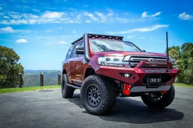 Offroad Animal Predator Bull Bar, Suitable For Toyota Land Cruiser 200 Series, 2015-2021 1