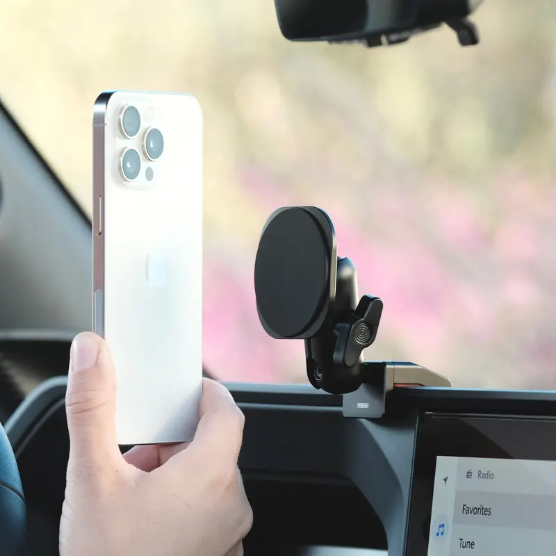 Offroam Magsafe Compatible Phone Mount - 2024+ Land Cruiser 1
