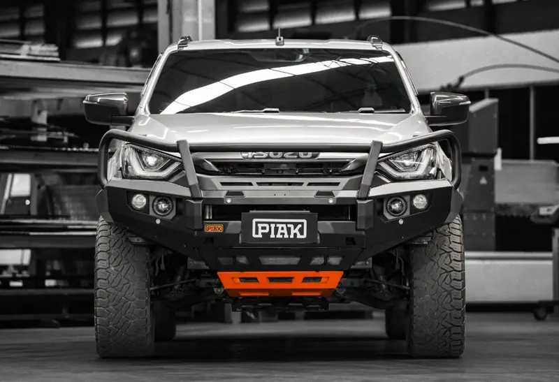 Piak Elite 3-Loop Winch Bar Isuzu D-Max 2020+ (Black & Orange) 1
