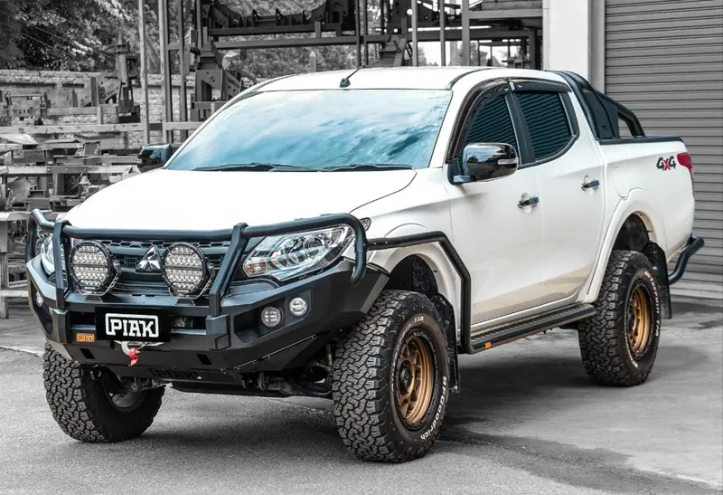 Piak Elite 3-Loop Winch Bar Mitsubishi Triton 2015-2019 (Black Recovery Points) 1