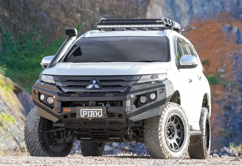 Piak Elite Non Loop Winch Bar Mitsubishi Pajero Sport 2020+ (Black) 1