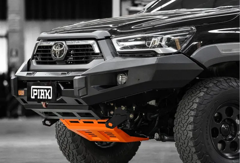Piak Elite Non Loop Winch Bar Toyota Hilux 2020+ (Black & Orange) 1