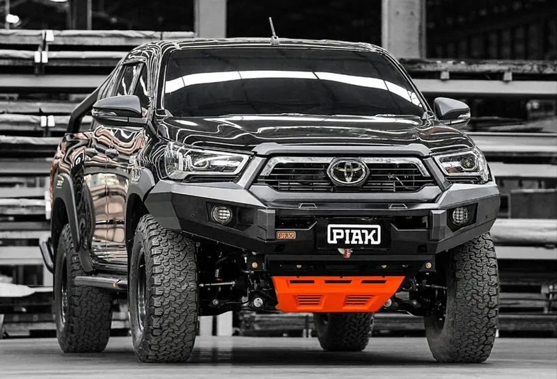 Piak Elite Non Loop Winch Bar Toyota Hilux 2020+ (Black & Orange) 2