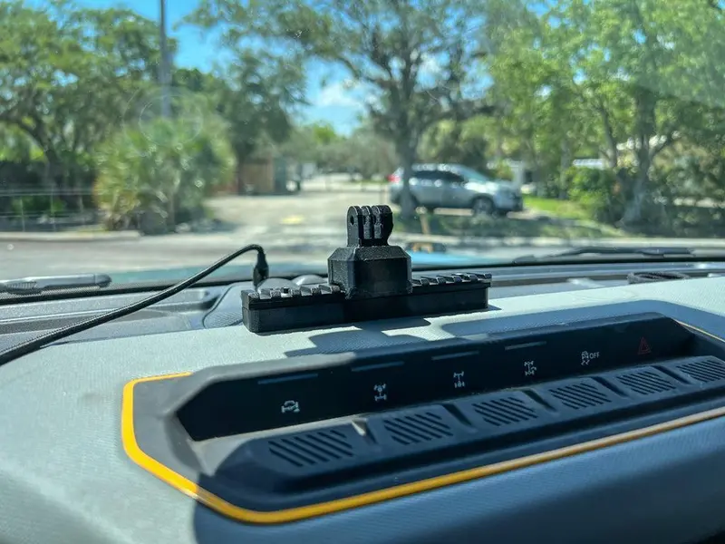 Picatinny Accessory Rail V2 (13 Slot, Optional Phone Or Gopro Mount) - 2021+ Bronco 2