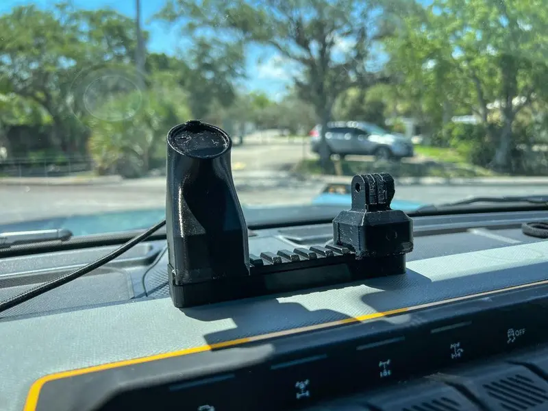 Picatinny Accessory Rail V2 (13 Slot, Optional Phone Or Gopro Mount) - 2021+ Bronco 4
