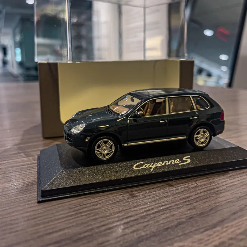 Porsche 2003 E1 Cayenne S 1:43 Scale Model Car - Dark Green Metallic 1