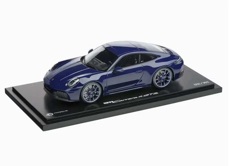 Porsche 911 Carrera 4 Gts 992.2 40Y Porsche Italia, 1:18 Scale Model Car - Blue 1