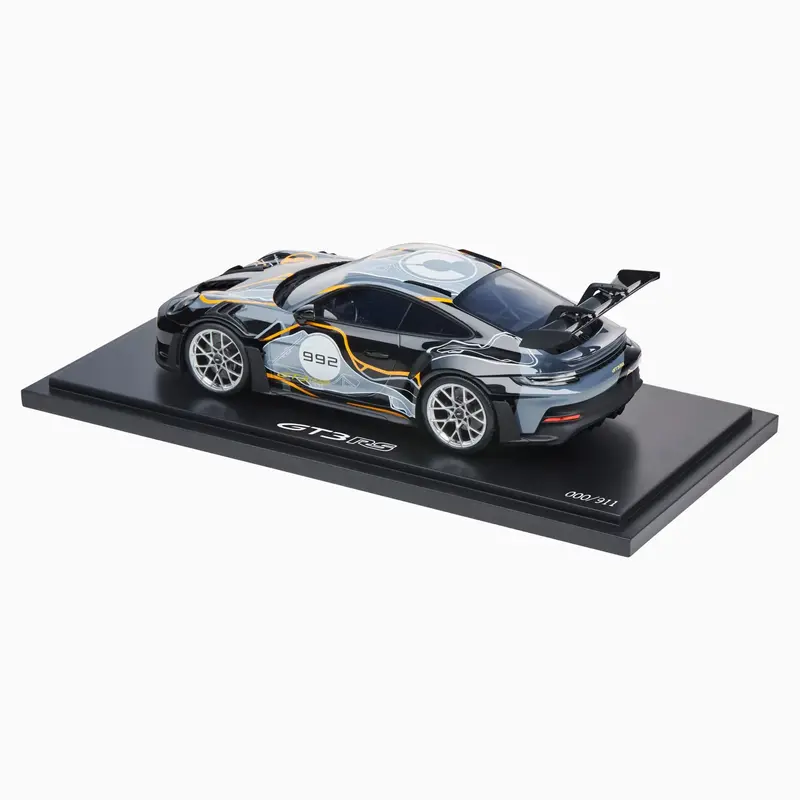 Porsche 911 Gt3 Rs (992) , 1:18 Scale Model Car - Weissach 1