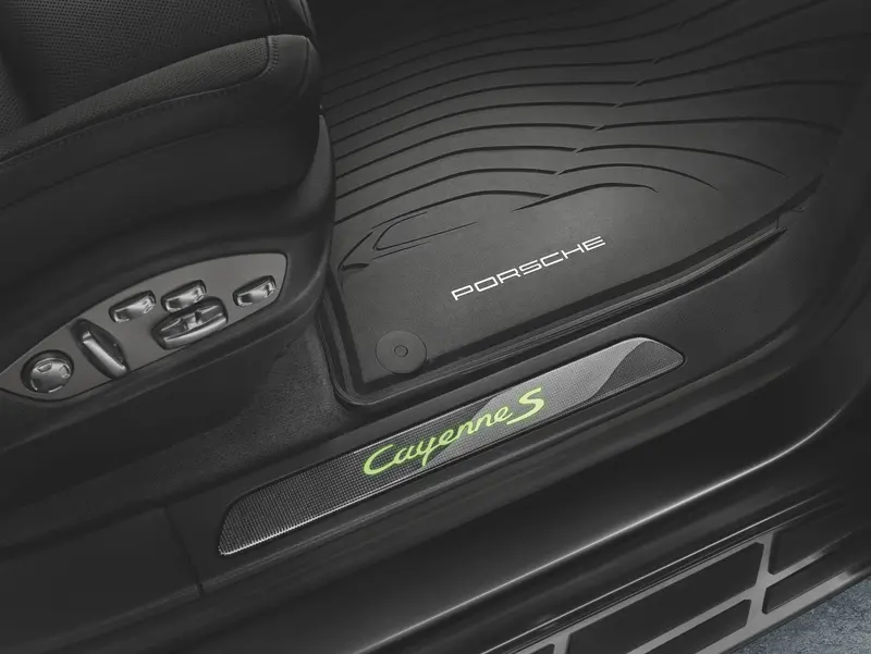 Porsche All-Weather Floor Mats - Cayenne E2/E2.2 - With 4-Zone Climate Control 1