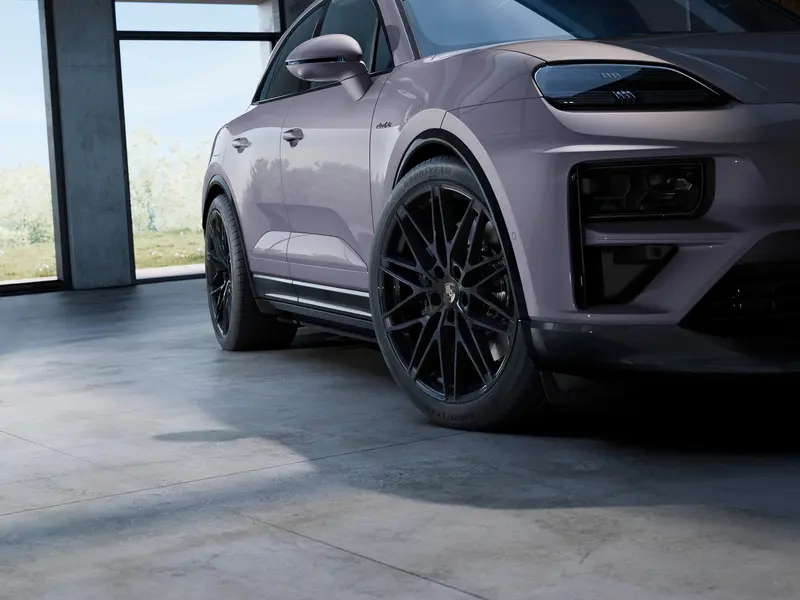 Porsche Macan Turbo (Ev) Wheel Housing Extensions 1