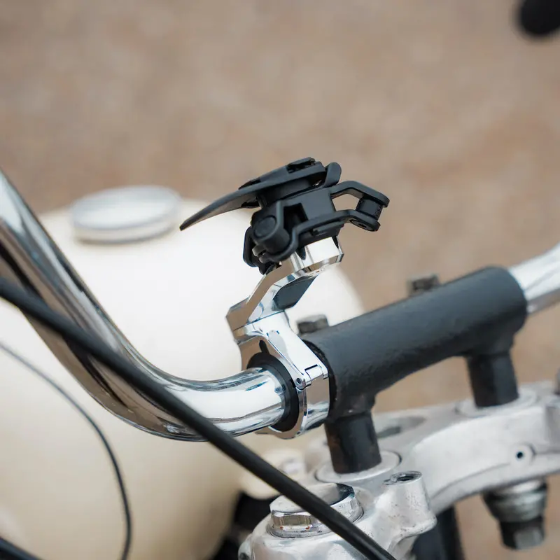 Quad Lock Motorcycle Kit - Universal Fit 1
