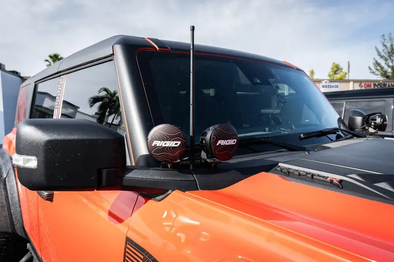 Rugged Ridge Shorter 15" Reflex Antenna - 21-23 Bronco / 2007+ Wrangler 1
