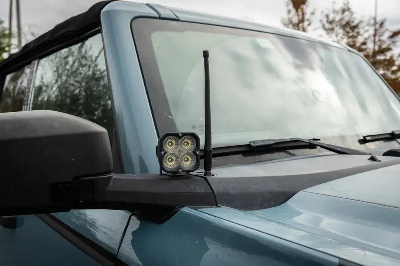 Rugged Ridge Shorter 9" Reflex Antenna - 21-23 Bronco / 2007+ Wrangler 1