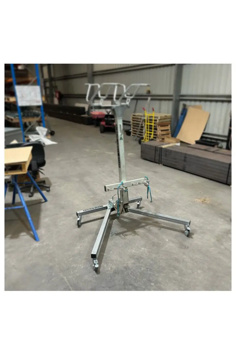 Singletrail Racks - Garage Trolley 1