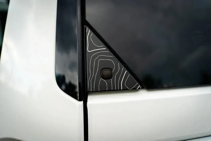 Topo Rear Glass Button Trim Overlay - 2024+ Land Cruiser / Gx 550 5
