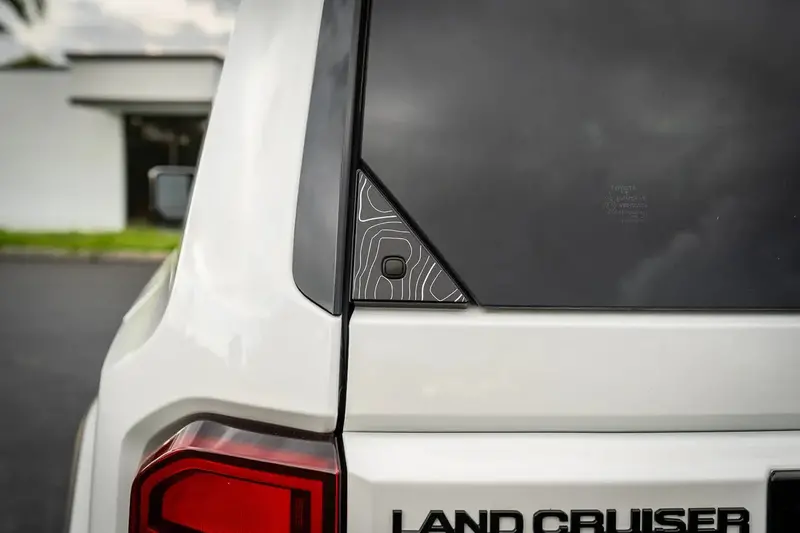 Topo Rear Glass Button Trim Overlay - 2024+ Land Cruiser / Gx 550 7