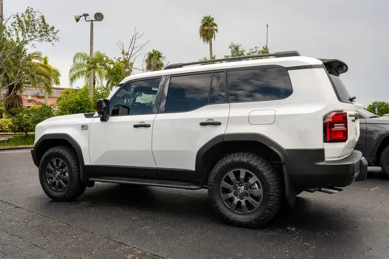 Topographic B Pillar Overlays - 2024+ Land Cruiser / Gx 550 2