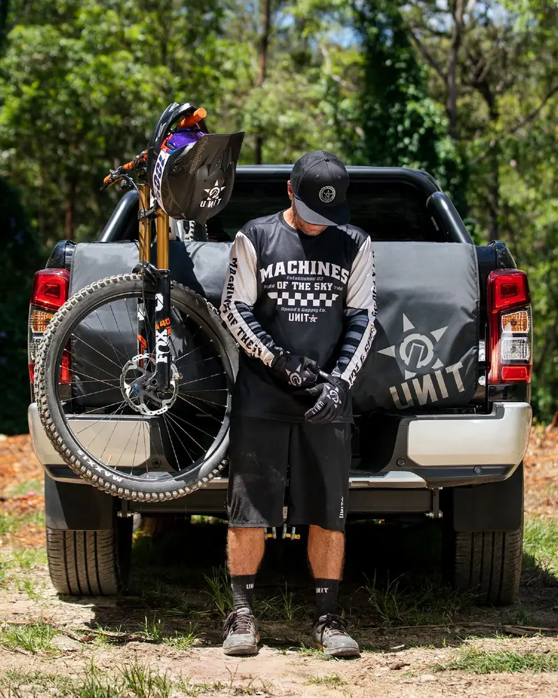 Unit Crank Premium Tailgate Pad 2